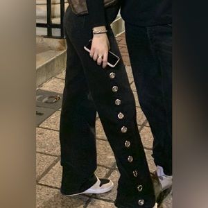 Device holy grail jeans. Took so long to get I ended up with 3 pairs. :)coolest